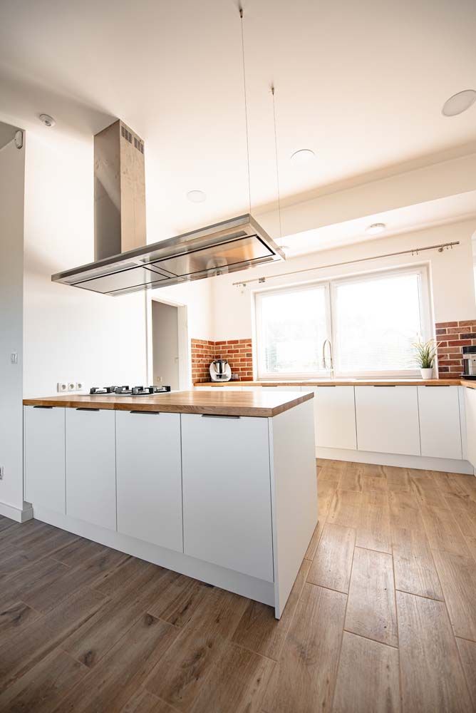 2020-09-23_CYRZON0011